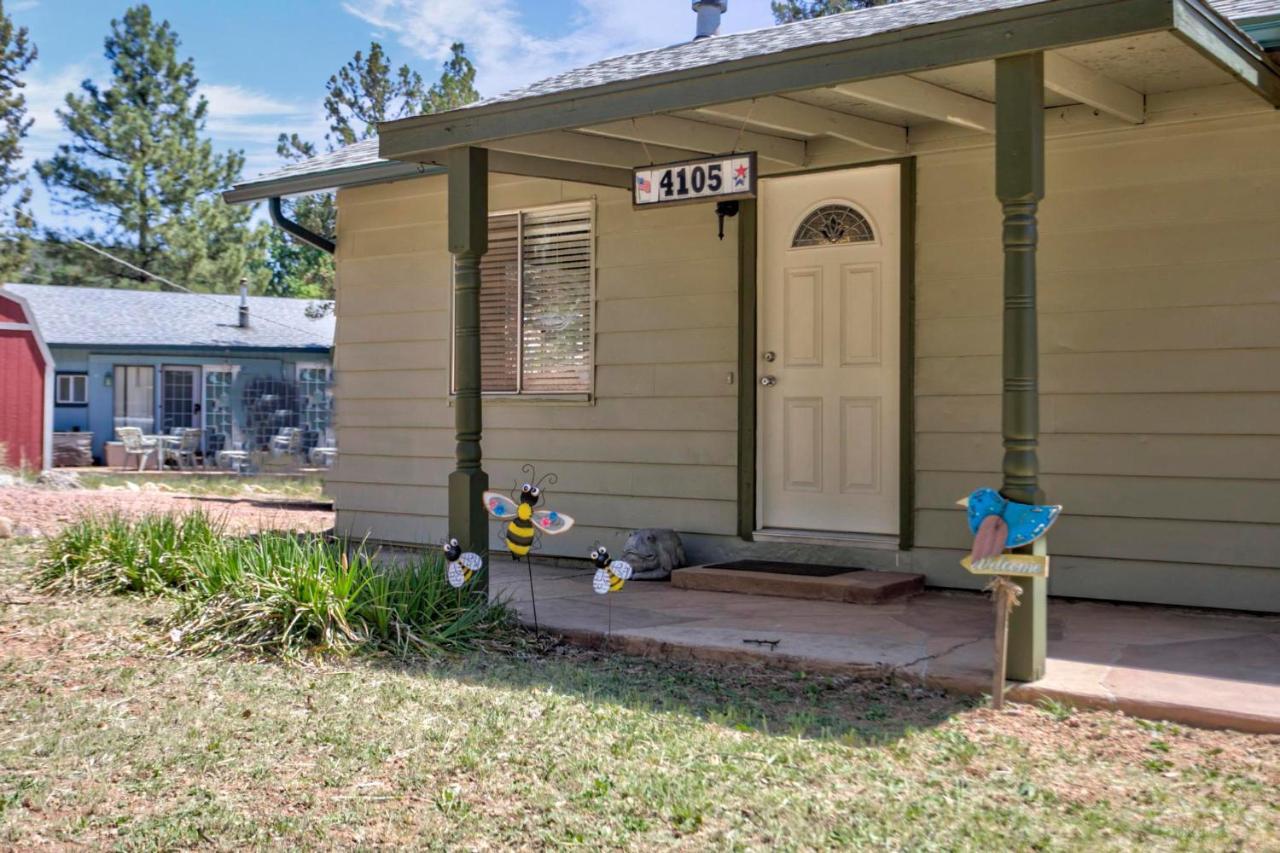 Pine Cabin Exterior photo